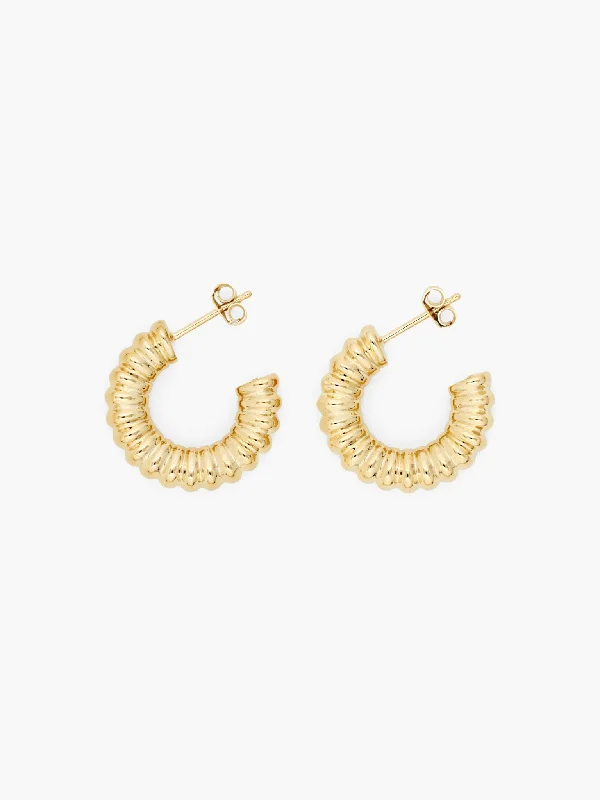 Best hoop earrings with custom designs for a personalized, unique accessory-Drop Grooved Earrings