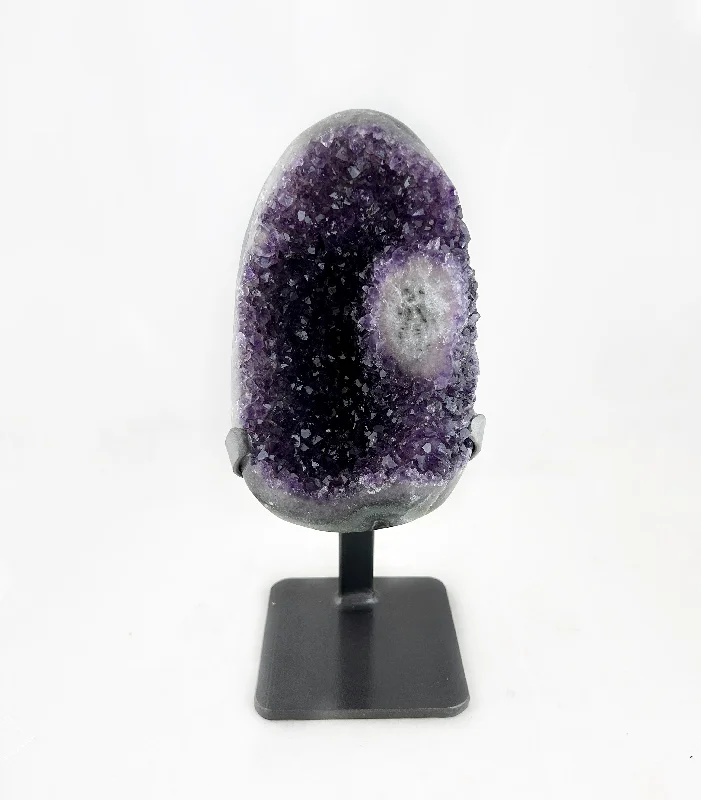 Best necklaces and pendants with cross pendants for a spiritual, meaningful symbol-Amethyst Geode