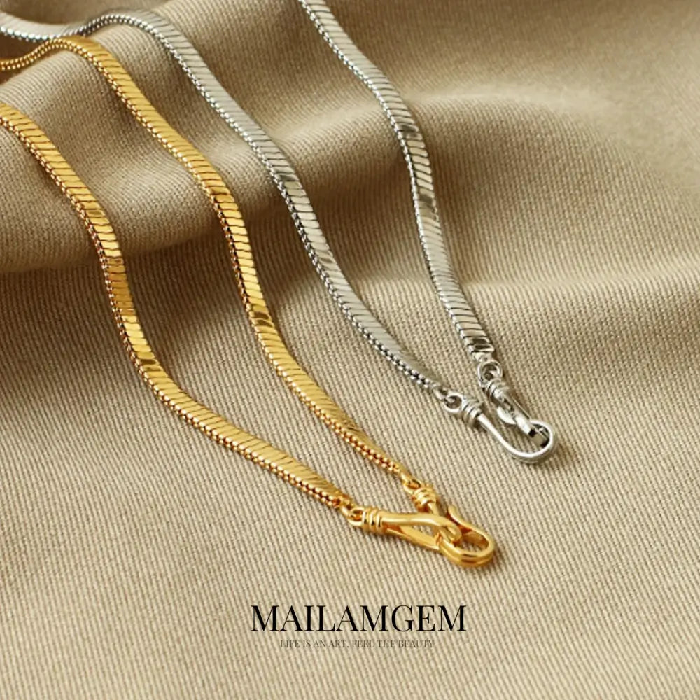 Necklaces and pendants with engraved messages for a deeply personal, sentimental gift-Flat Snake Chain Clavicle Necklace