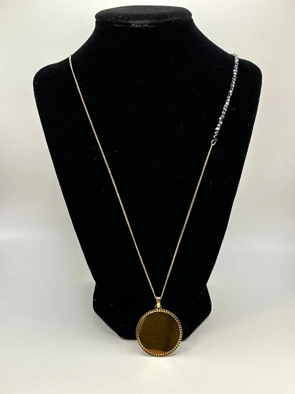 Best necklaces and pendants with statement designs for a fashionable accessory-Necklace Lariat & Y-drop Banana Republic