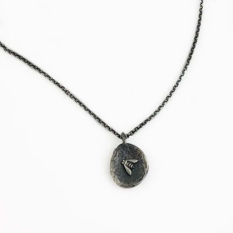 Necklaces and pendants with ocean-inspired designs for a refreshing, beachy feel-Oxidized Pebble Pendant Necklace with Bee