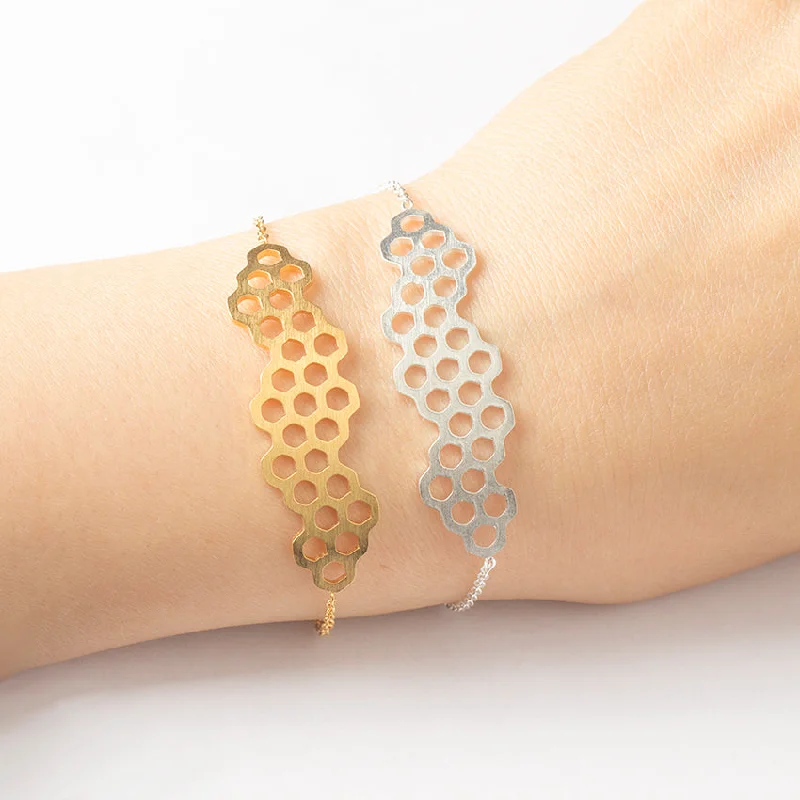 Best bangle bracelets with engraved birthstones for a personalized, meaningful gift-Hollow Hexagon Honeycomb Charm Bracelet Stainless